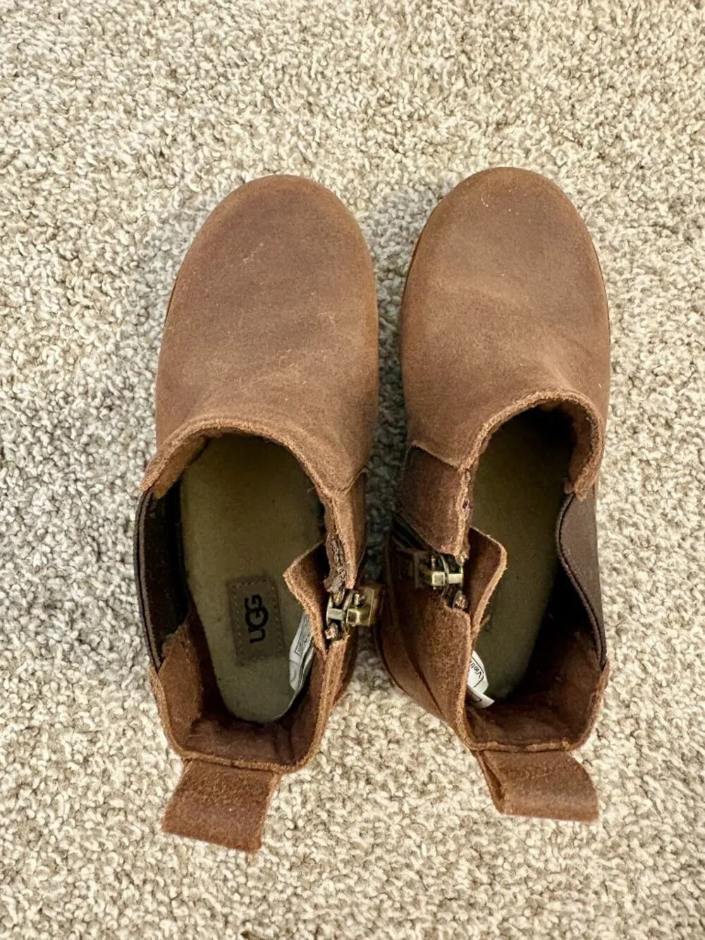 Kids UGG Callum Chelsea Ankle Boots Size 12 Brown Zippered EUC Boy or Girl